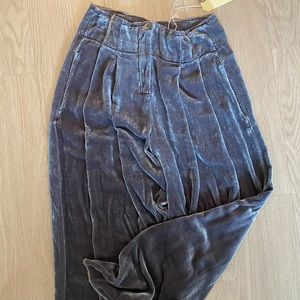 Raquel Allegra purple velvet pants